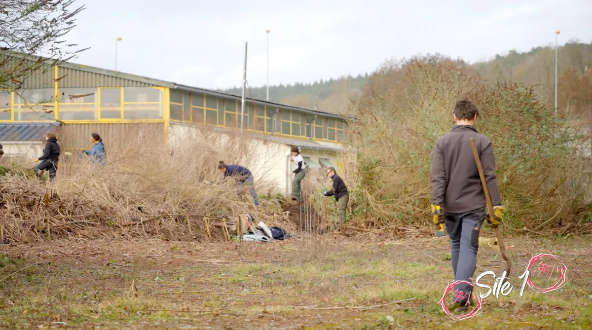Friches à Brionne, extrait du film "Brionne, transformer les friches du centre-ville" © CAUE27 / Dussiècle / Paul Roumet